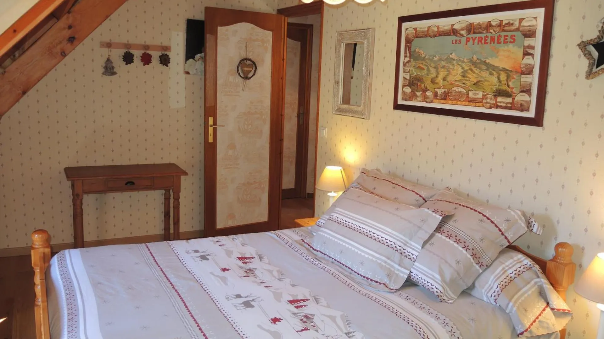 Chalet Jeanmarika 康庞