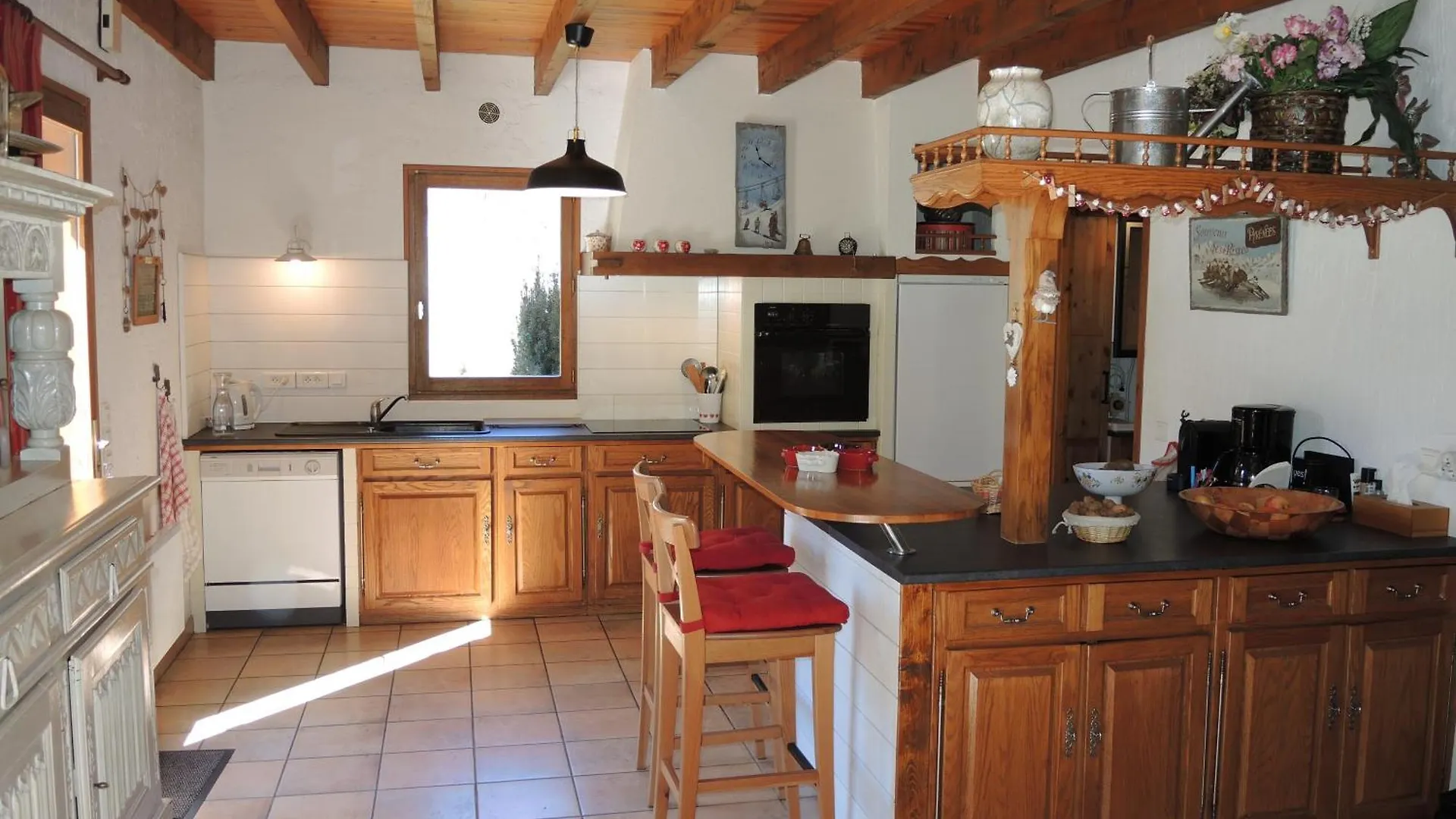 Chalet Jeanmarika 康庞